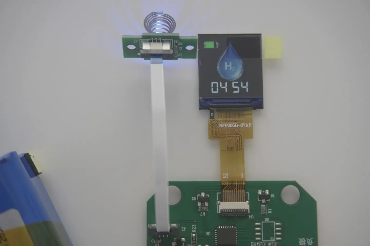 Nahaufnahme des H88 H2-Displays und der angeschlossenen Bedienplatte